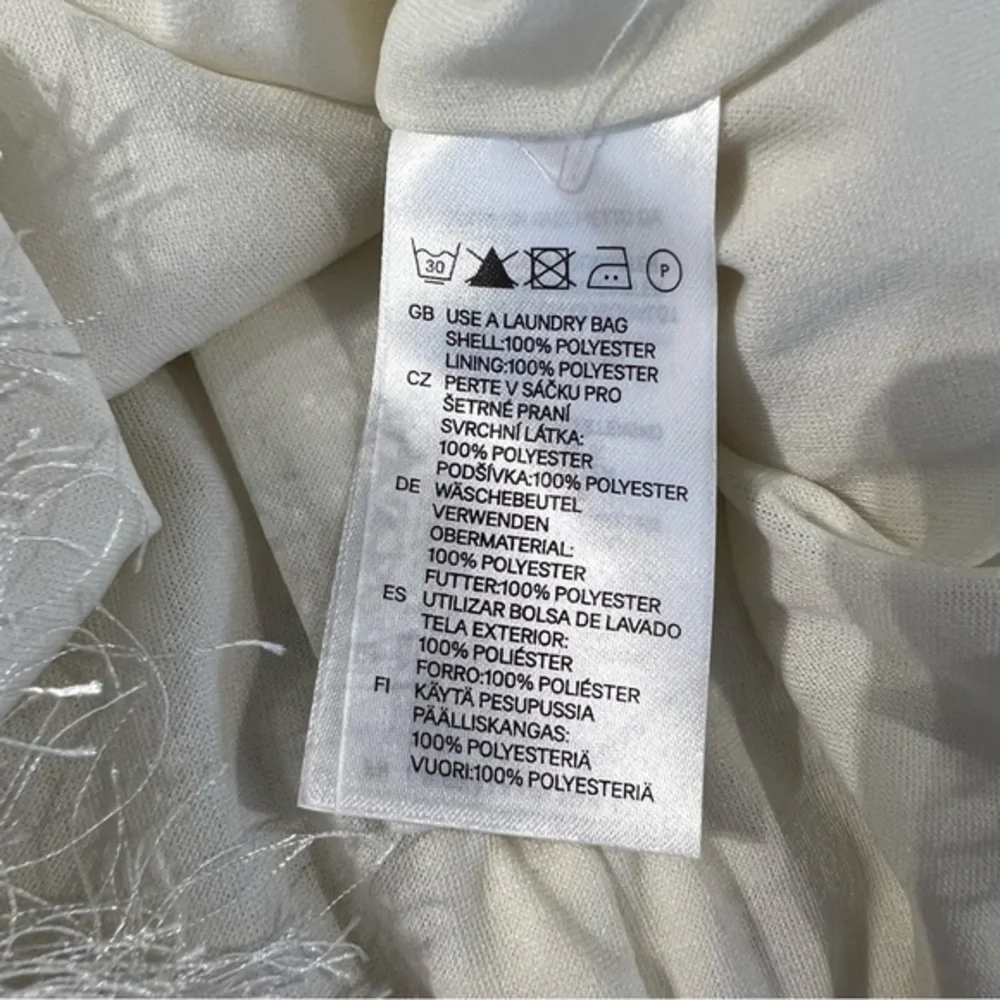 H&M Cream Shimmy Shake Flapper Lined Mini Skirt - Picture 12 of 12